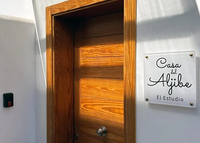 Semesterbostad Casa Del Aljibe - El Estudio Mácher