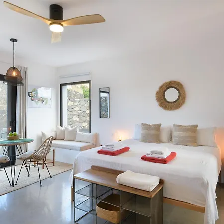 Casa Del Aljibe - El Estudio Feriehus *